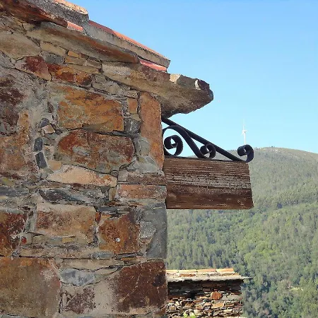 Holiday home Casa Dos Livros