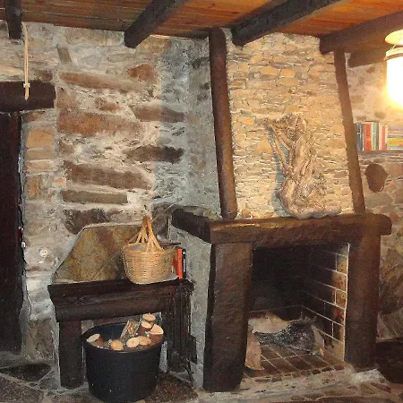 Casa Dos Livros Holiday home *